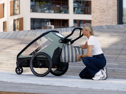 large cargo compartment in the Hamax Outback Next bike trailer