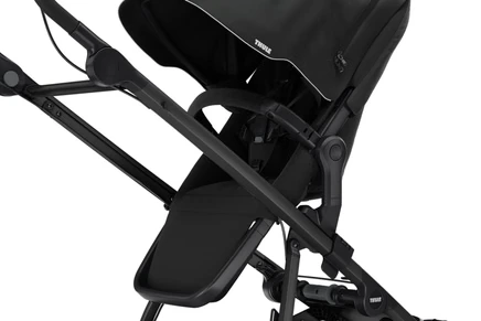 Thule Urban Glide reversible seat compatible with bumper bar