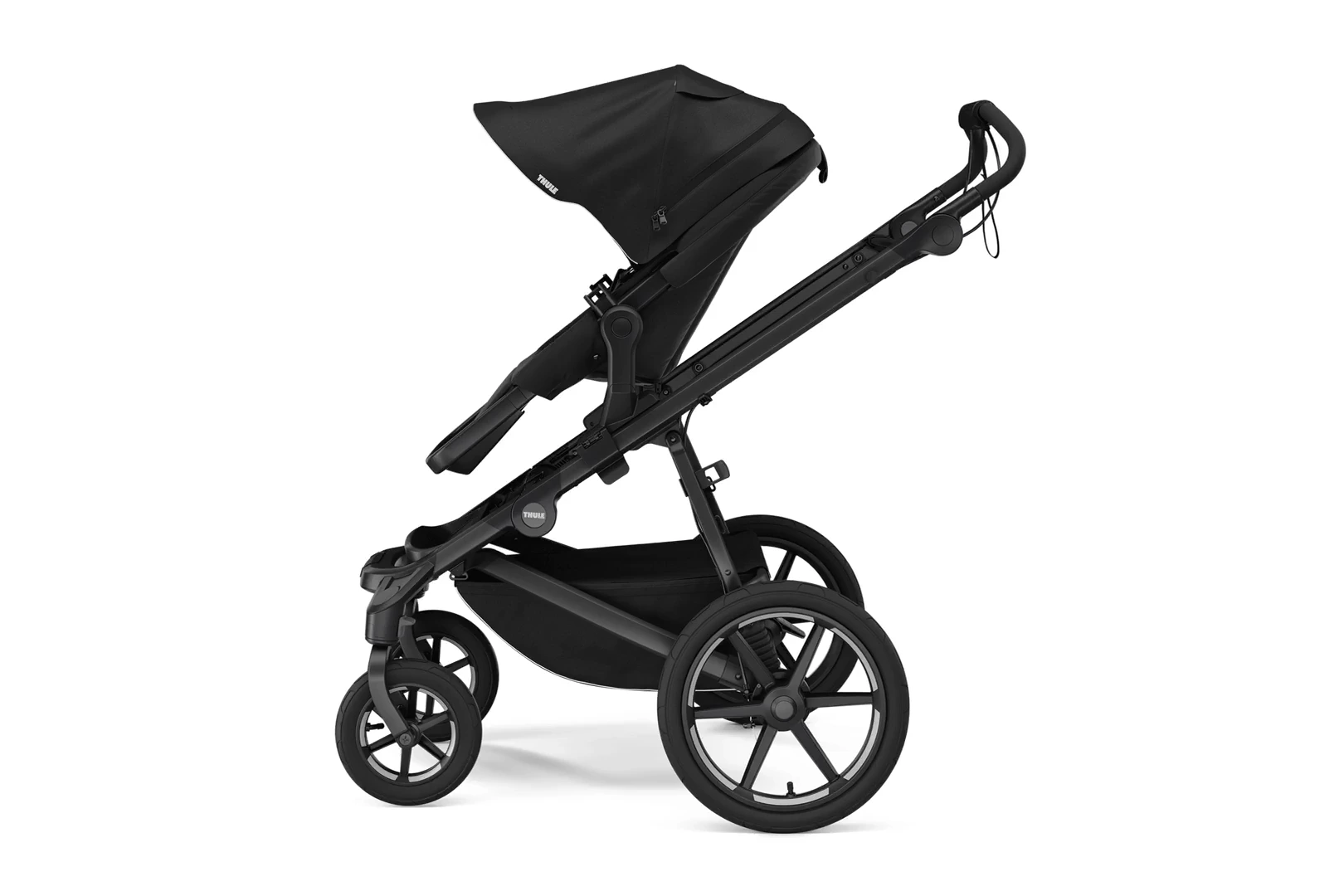 Spacious Thule Urban Glide reversible seat
