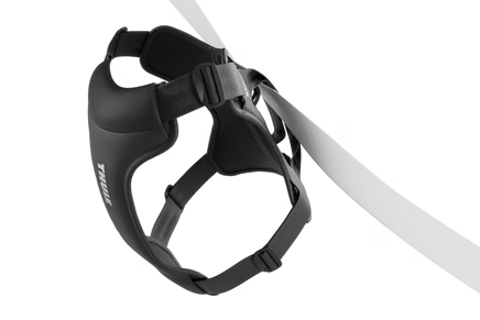 Thule Cappy harness secured with car seat belts