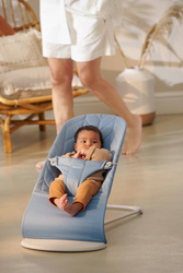 BABYBJÖRN - BLISS WOVEN, Blue (Light Grey, Petal Quilt)