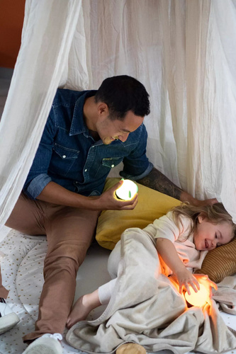 Yumi Yay - Nightlight Billy & Tika