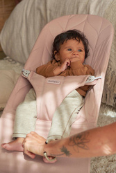 BABYBJÖRN - Bouncer BLISS - Dusty Pink, Petal Quilt + Toy Googly Eyes Pastels