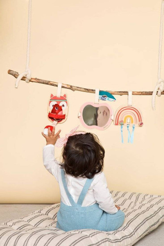 LILLIPUTIENS - A set of wooden hangers activating Alice the Fox 9 m +