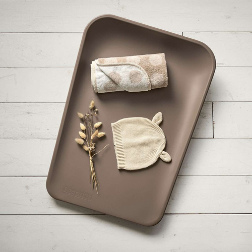 LEANDER MATTY™ CHANGING MAT, MOCCA