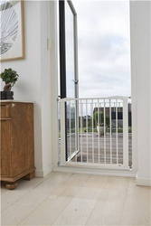 Baby Dan - Perfect Close Safety Gate + 2 extensions