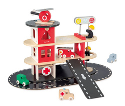 Janod - Wooden fire station with 5 accessories. Bolid 2+