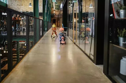 SCOOTANDRIDE - Highwaykick 2in1 Ride and scooter 1-5 years Lemon