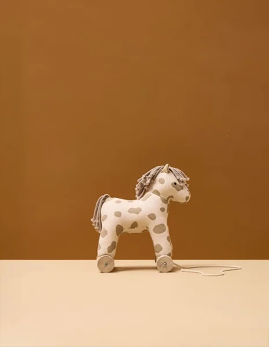 Kid's Concept - Pull Along horse Dotty AIDEN