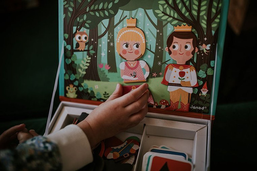 Janod - Magnetic puzzle World of fairy tales Magnetibook