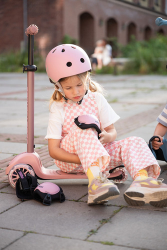 SCOOTANDRIDE - Highwaykick 3S - scooter with 2-in-1 control system and LED wheels, foldable 3+, rose
