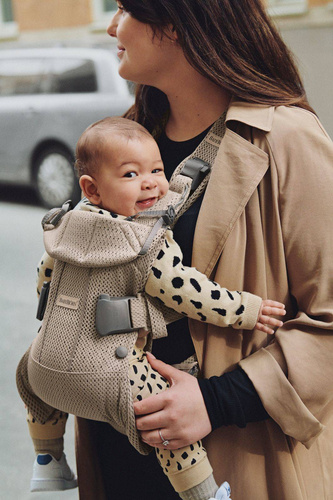 BABYBJÖRN - Baby Carrier ONE AIR 3D MESH, Grey Beige