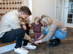 Baby Dan - Safety gate Mona, Wood 