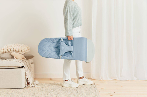 BABYBJÖRN - BLISS WOVEN, Blue (Light Grey, Petal Quilt)