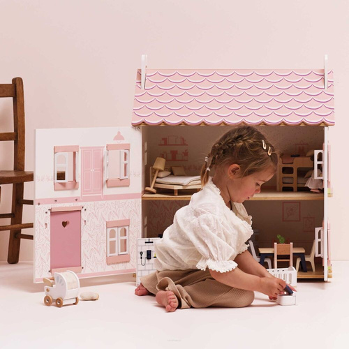 LE TOY VAN - Sophie's wooden dollhouse