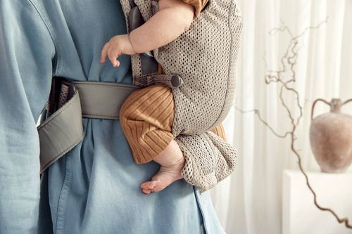 BABYBJÖRN - Baby Carrier MINI 3D Mesh, Grey Beige