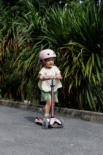 MICRO - swing scooter Mini Deluxe Rock&Go LED, dusty rose