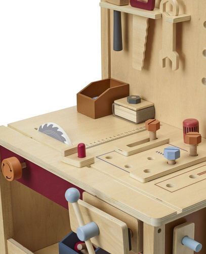Kid's Concept - Kid's tool bench