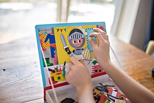 Janod - Magnetic puzzle. Costumes Boy Magnetibook collection 2018