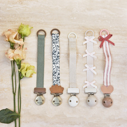 Elodie Details - Wood Pacifier Clip - Silver Sheen