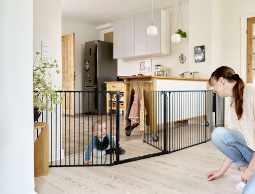 Baby Dan - Carl Wide XX outdoor safety gate, black