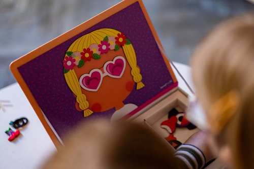 Janod - Magnetic puzzle Funny faces Girl Magnetibook collection 2018