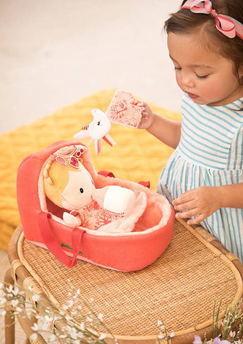 LILLIPUTIENS - Baby doll in a gondola with comfort and a Lena 12m milk bottle +