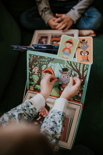 Janod - Magnetic puzzle World of fairy tales Magnetibook