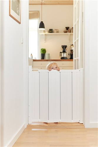Baby Dan - Alma Safety Gate, White