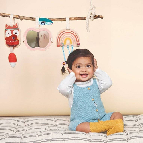 LILLIPUTIENS - A set of wooden hangers activating Alice the Fox 9 m +