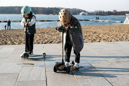 SCOOTANDRIDE - Highwaykick 3 LED - Folding scooter with light-up wheels 3+ Blueberry