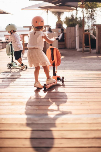 SCOOTANDRIDE - Highwaykick 3 LED - Folding scooter with light-up wheels 3+ Peach