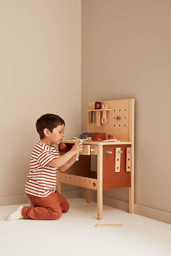 Kid's Concept - Kid's tool bench