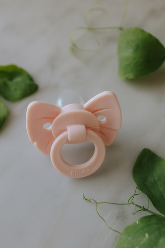 ELODIE DETAILS - Binky Bow Silicone 0-6 months, misty pink