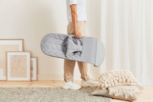 BABYBJÖRN - Bouncer Woven - Light Grey, Petal Quilt