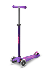 MICRO - three-wheeled scooter Maxi Deluxe LED, purple