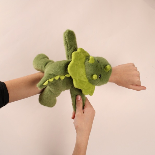 DOUDOU – Podcoll dinosaur plush slap bracelet, Histoire d'Ours, dark green