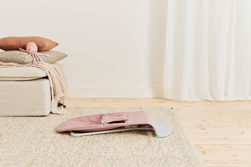 BABYBJÖRN - Bouncer BLISS - Dusty Pink, Petal Quilt + Toy Googly Eyes Pastels