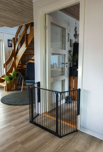 Baby Dan - Carl Wide outdoor safety gate, black