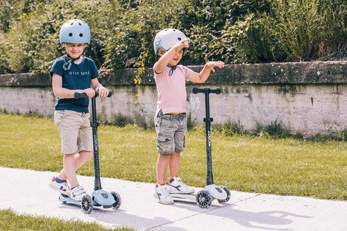 SCOOTANDRIDE - Highwaykick 3 LED - Folding scooter with light-up wheels 3+ Steel