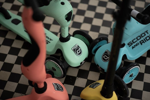 SCOOTANDRIDE - Highwaykick 2in1 Ride and scooter 1-5 years Kiwi