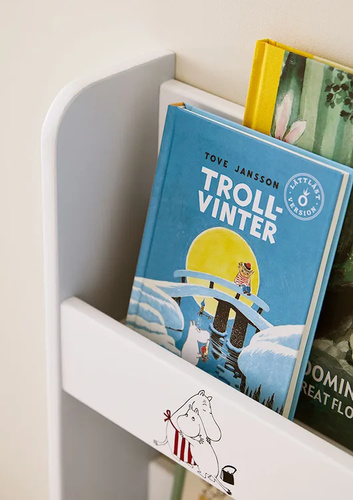 Kid's Concept - Book display MOOMIN