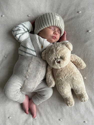 MOONIE 2.0 Set – humming organic bear with lamp and natural rubber teether, sand SET