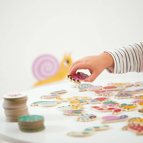 Janod - Hide and seek game Garden 2+