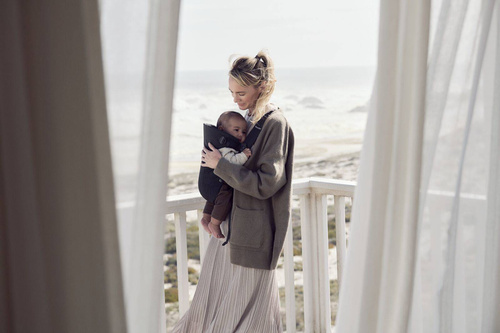 BABYBJÖRN - Baby Carrier MINI 3D Mesh, Black