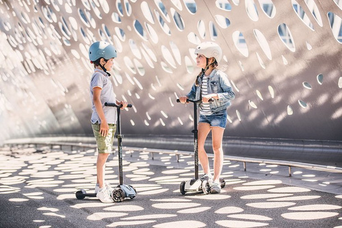 SCOOTANDRIDE - Highwaykick 5 LED - Folding scooter with light-up wheels 5+ Ash