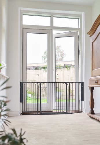 Baby Dan - Carl Wide outdoor safety gate, black