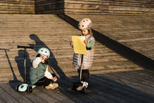 SCOOTANDRIDE - Highwaykick 3 LED - Folding scooter with light-up wheels 3+ Blueberry