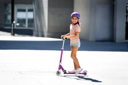 MICRO - two-wheeled scooter for children from 5 years Sprite LED, purple stripe
