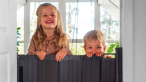 Baby Dan - Alma Safety Gate, Black